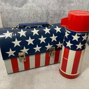 Vintage Aladdin Lunch Box 70's "Stars and Stripes" + Thermos, No Thermos Inside
